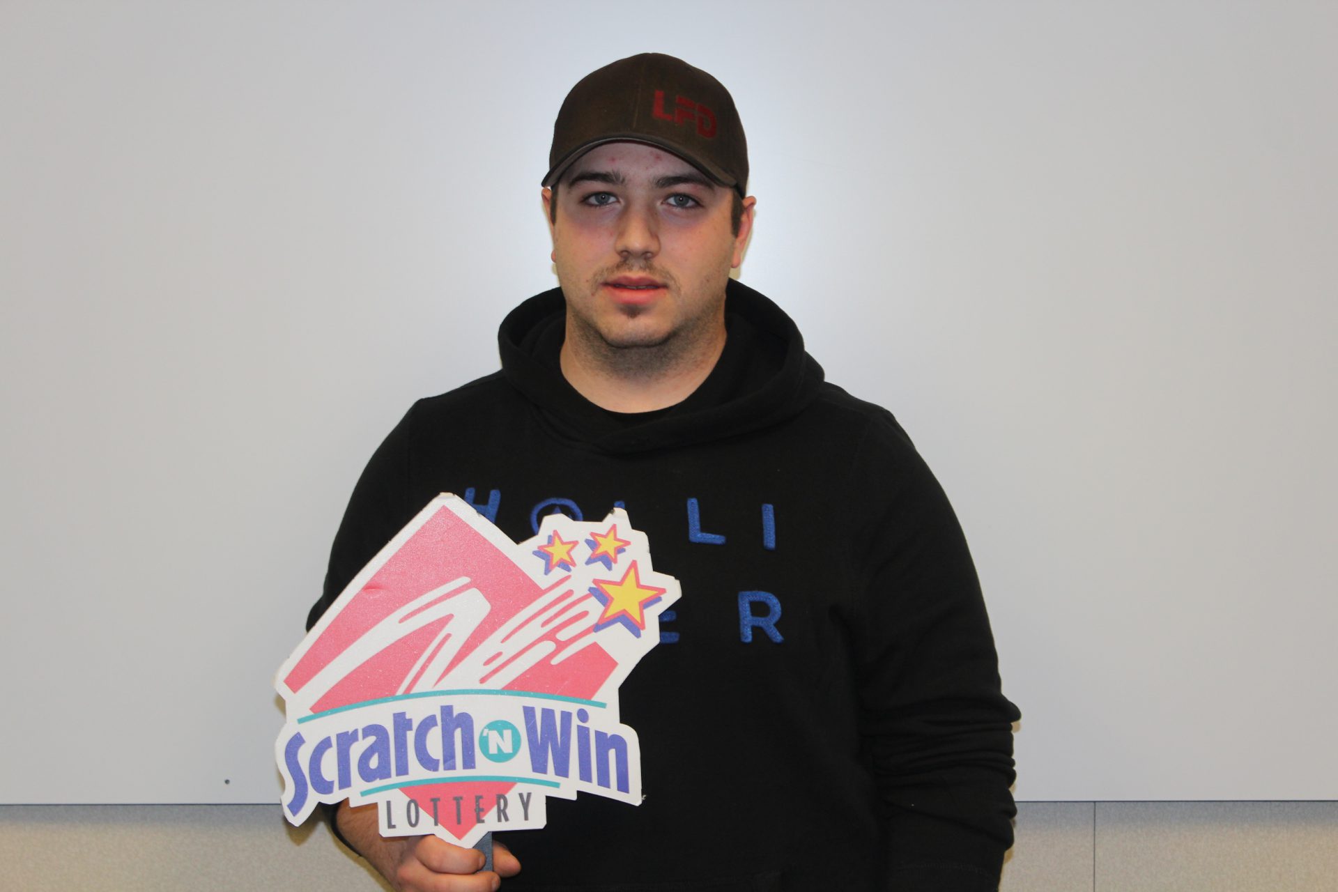 Lloydminster man wins $100,000 on scratch ticket