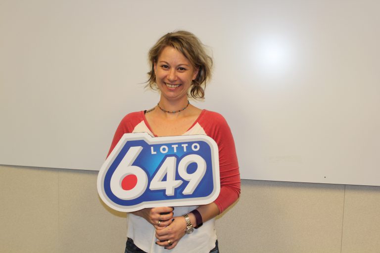 Vegreville woman wins $1 million with Lloydminster lottery ticket