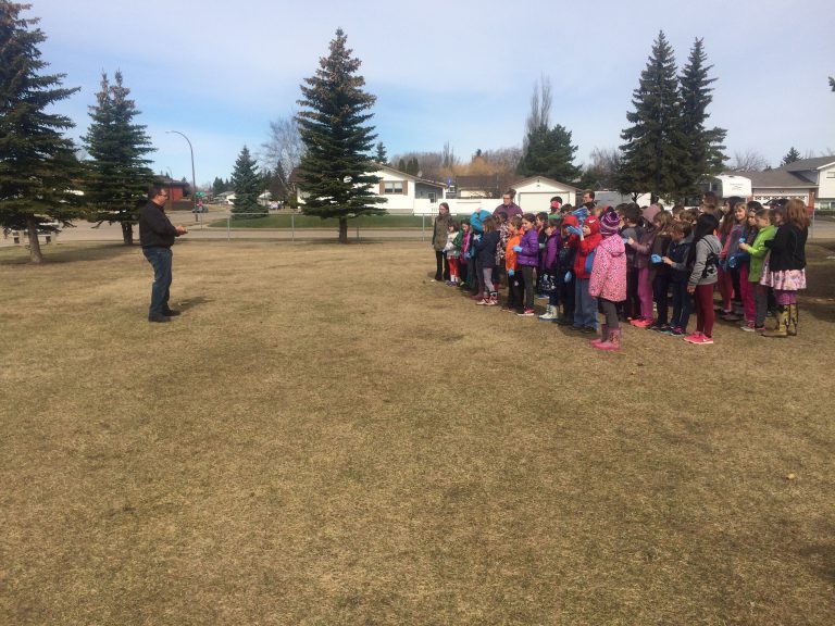 Pitch-In Week Officially Kicked Off