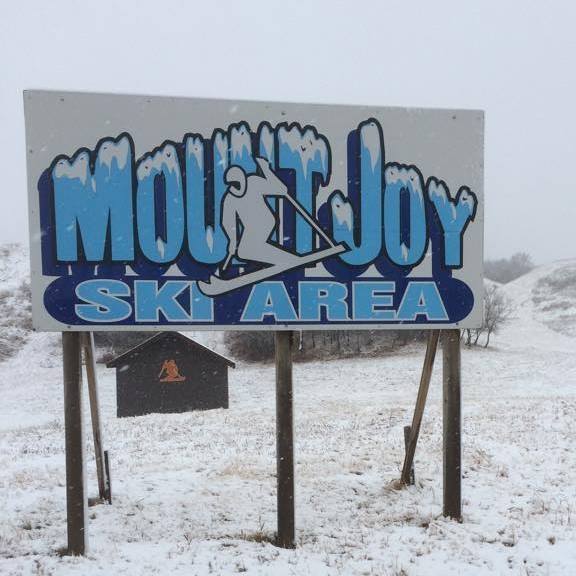 Mount Joy looking for volunteers for ski and snowboard season
