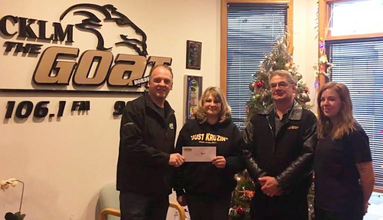 Just Kruzin’ Car Club donates to the Goat’s Christmas Wish