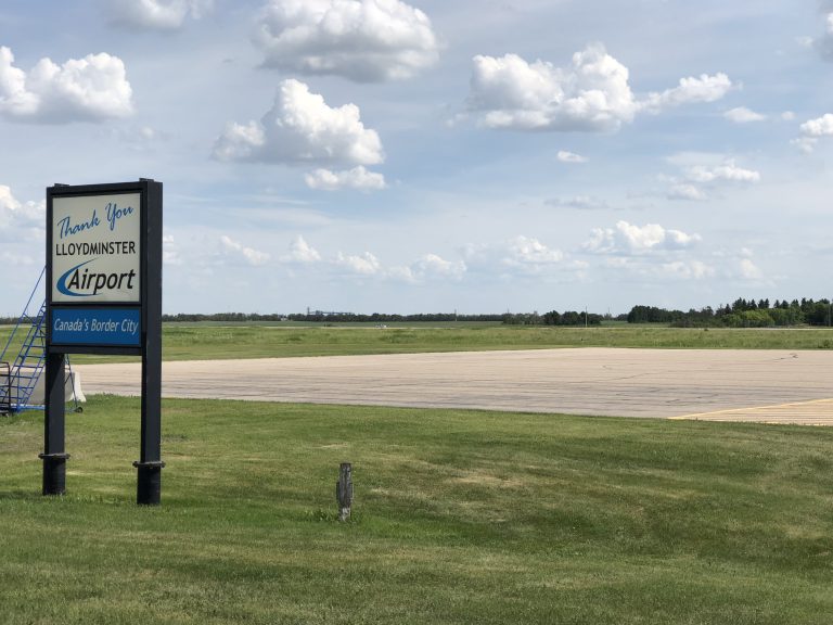 Central Mountain Air withdraws flights from Lloydminster Airport