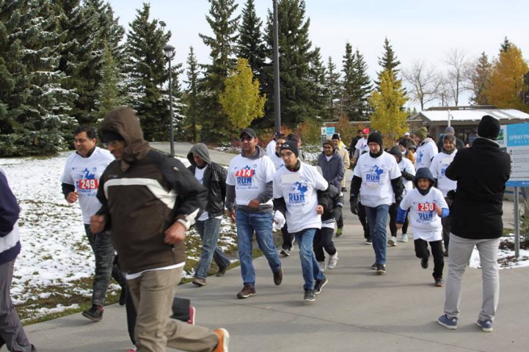 Muslim community runs for mental health