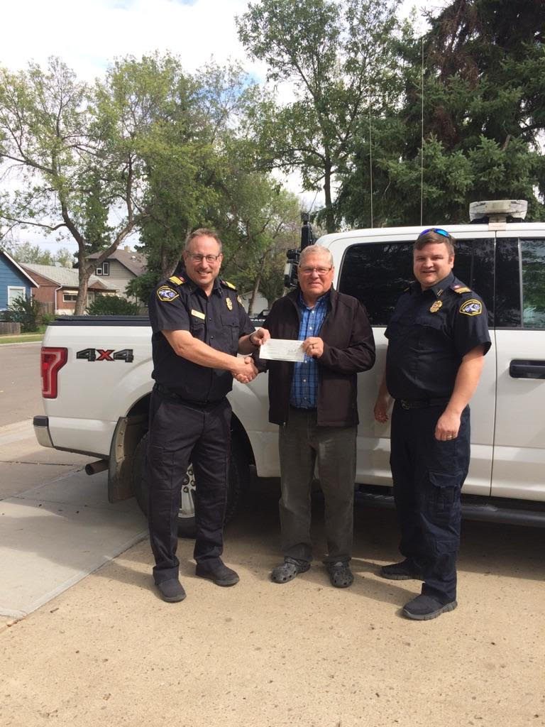 Lloydminster Rescue receives donation towards communication equipment