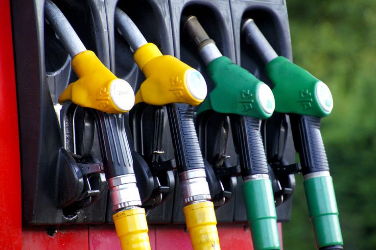 ‘Patience is a virtue’: Analyst says gas prices expected to drop this weekend