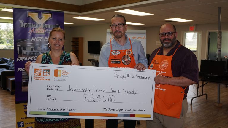 Home Depot sees $16K raised locally for the Lloydminster Community Youth Centre