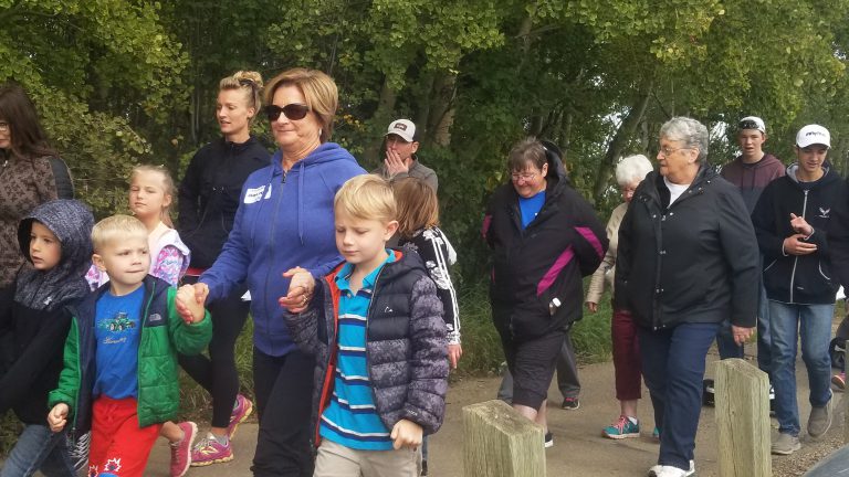 Step ‘n Stride walk raises $23,000 in support of Parkinson’s