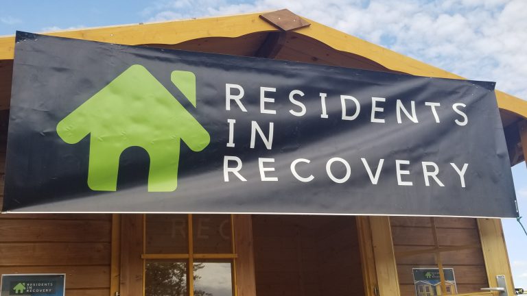 Residents help those continuing to recover by keeping centre doors open