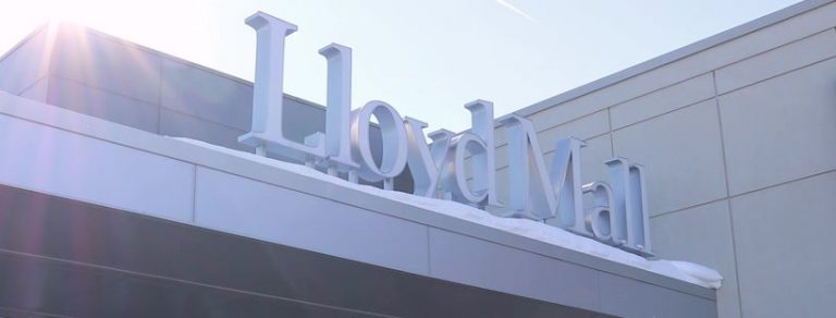 UPDATE: Lloyd Mall closes non-essential businesses