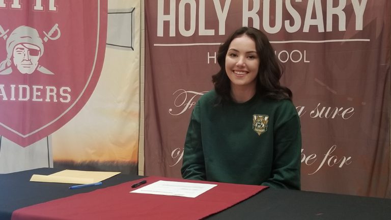 Lloydminster softball pitcher Sophie Kreese signs to East Georgia State College