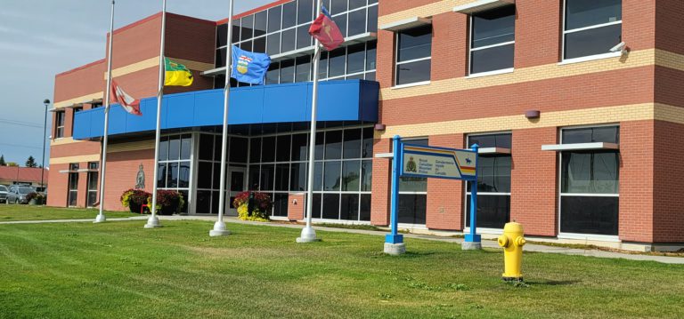 Lloydminster RCMP arrest trio after B&E, Hwy 16 chase