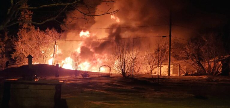 Fire destroys Lone Rock trailer home
