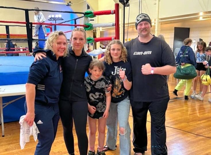 Female boxers rep Border City at West Coast