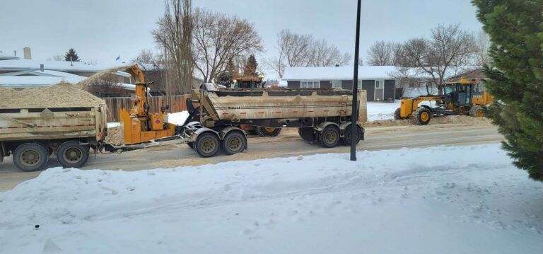 Downtown snow removal on Tuesday night