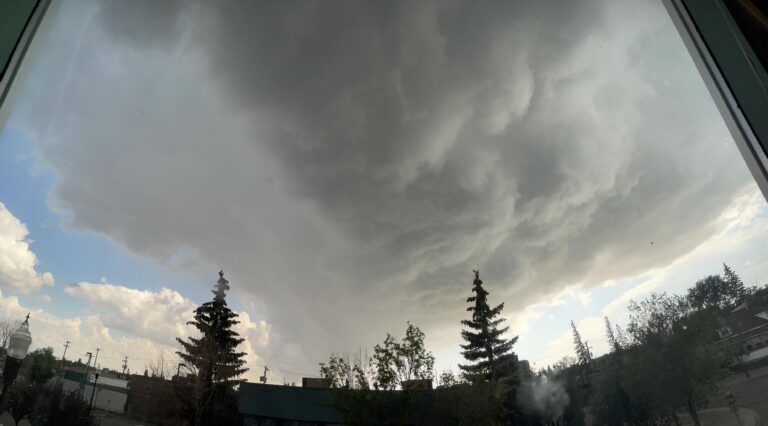 Weather Advisory: Conditions Favourable for Funnel Clouds