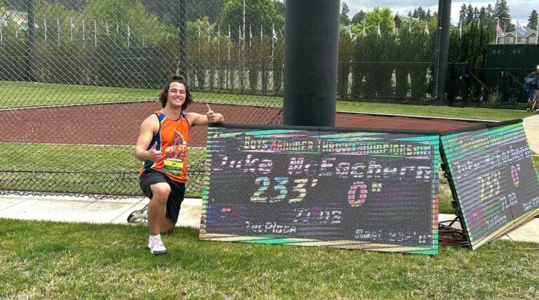 Lloyd Comp student is Nike outdoor hammer throw champ