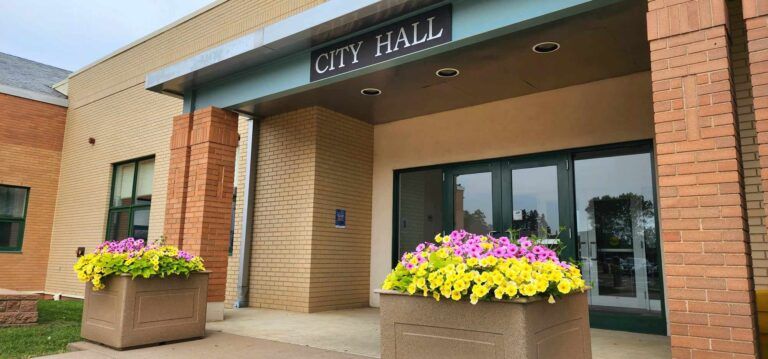 Lloydminster hosts public transit conversation