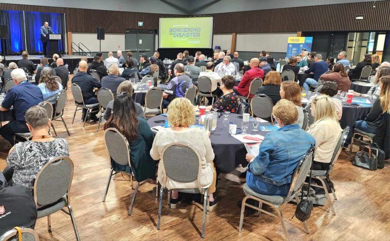 Lloydminster and Cenovus sign off on emergency response assistance agreement