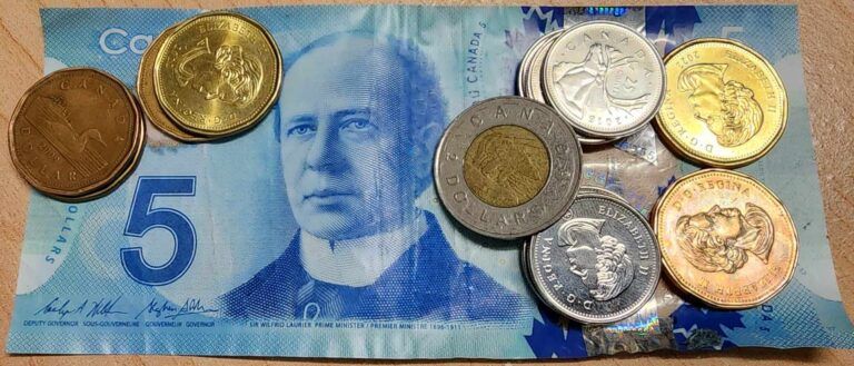 Saskatchewan still last among provinces for minimum wage