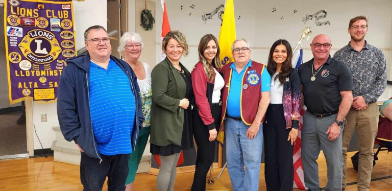 Lloydminster Lions donates to local non-profits