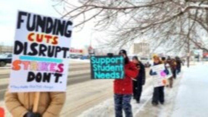 Saskatchewan teachers marching in sub-zero temperatures. | Photo: Gerry Lampow 106.1 The Goat/Vista Radio.