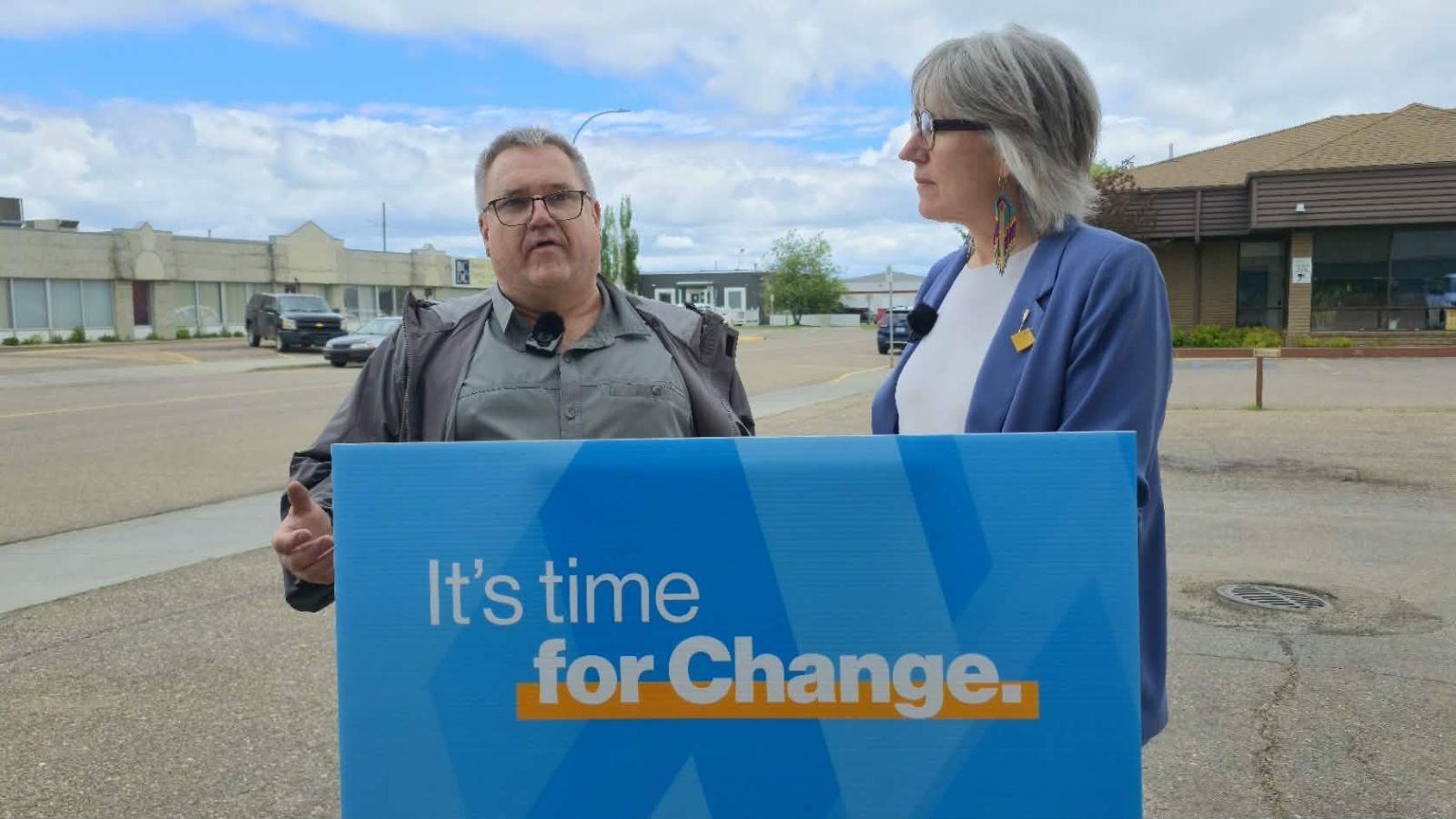 Ringing the alarm: Recovery advocate, Tyler Lorenz and Sask NDP's Erika Ritchie speaking outside the Saskatchewan Courthouse on addictions concerns. | Photo: 106.1 The Goat/Vista Radio.