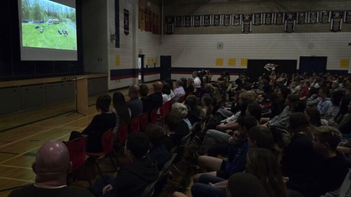 Packed school gym for documentary premiere at ES Laird Middle School. | Photo: 106.1 The Goat/Vista Radio.