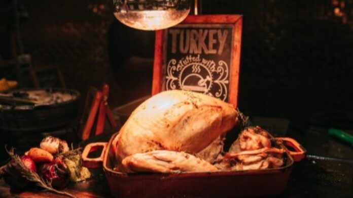 Turkey dinner. | Photo: Unsplash